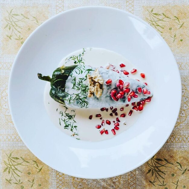 farfurie și furculiță